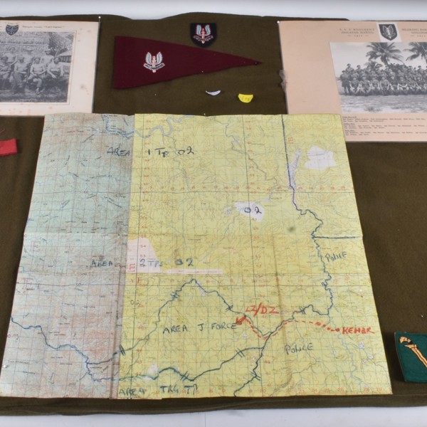 Special Forces SAS Items Malayan Crisis Insignia Photos Sold £1,600