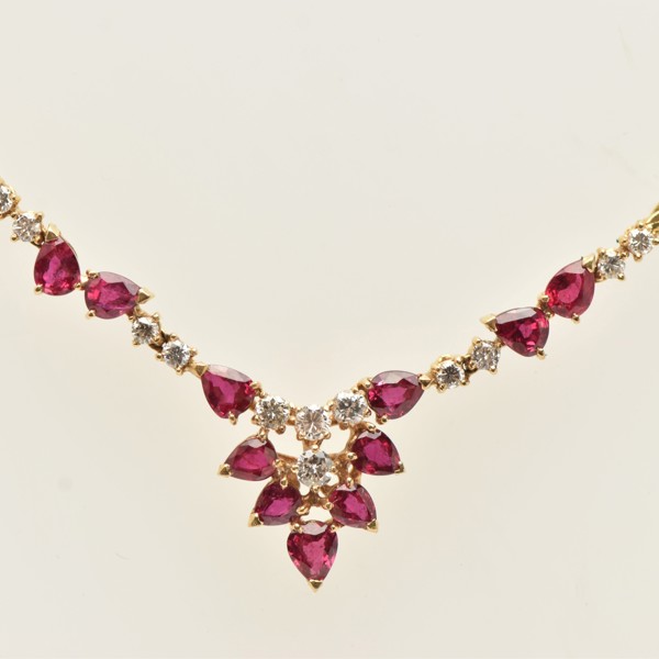 18Ct Gold Ruby And Diamond Necklace Sold £1,000
